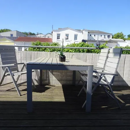 Apartment Chrischanshof, Huhnergott *